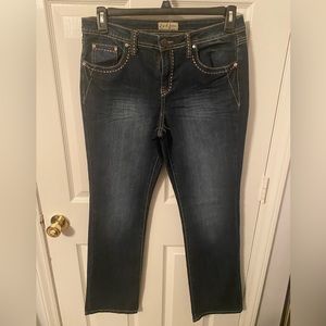 Women’s Earl Jeans. Size 10. Embroidered and embellished. Like new.